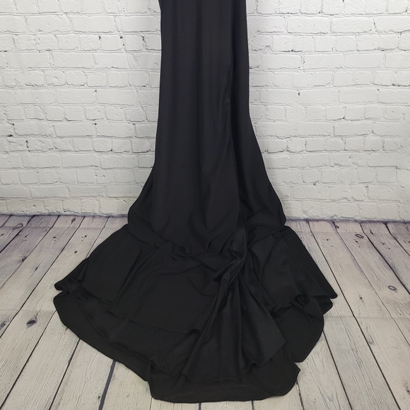 MAC DUGGAL | high neck side cutout sequin waist front slit train formal gown - Picture 3 of 9